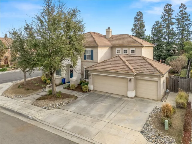 2705 E Ryan Lane, Fresno, California 93720