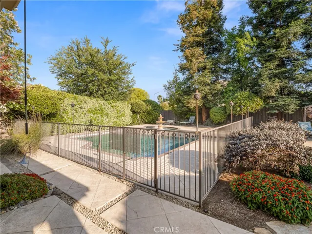 2705 E Ryan Lane, Fresno, California 93720