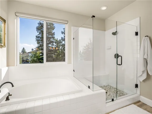 2705 E Ryan Lane, Fresno, California 93720