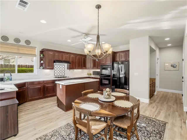 2705 E Ryan Lane, Fresno, California 93720
