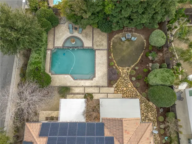 2705 E Ryan Lane, Fresno, California 93720