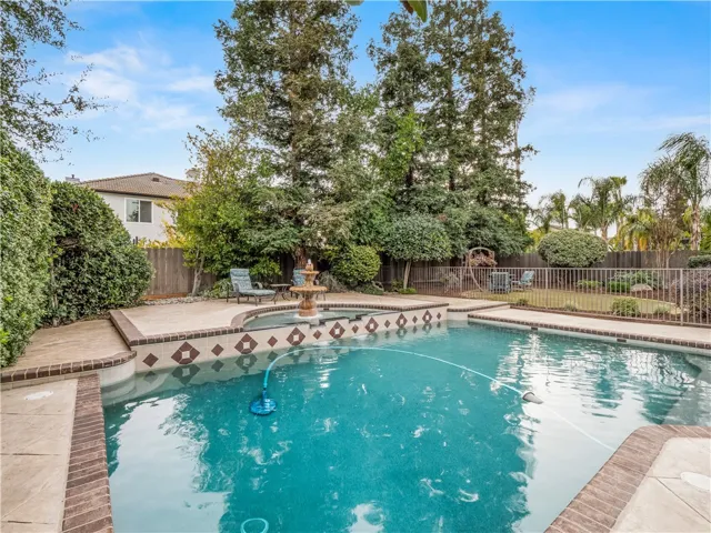 2705 E Ryan Lane, Fresno, California 93720