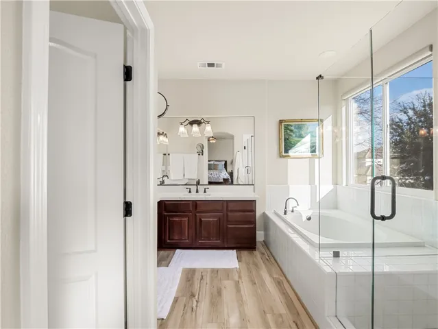 2705 E Ryan Lane, Fresno, California 93720