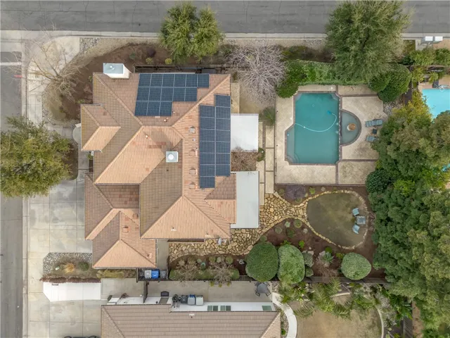 2705 E Ryan Lane, Fresno, California 93720