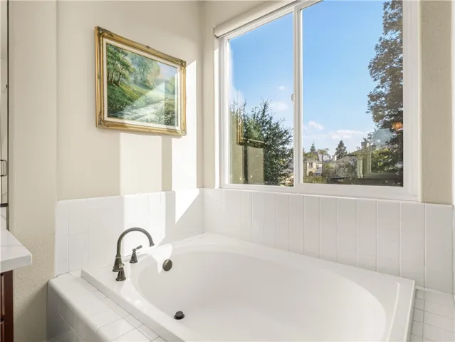 2705 E Ryan Lane, Fresno, California 93720