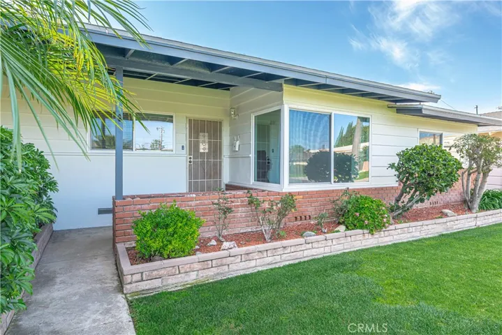 11131 Vinevale Street, Garden Grove, California 92841