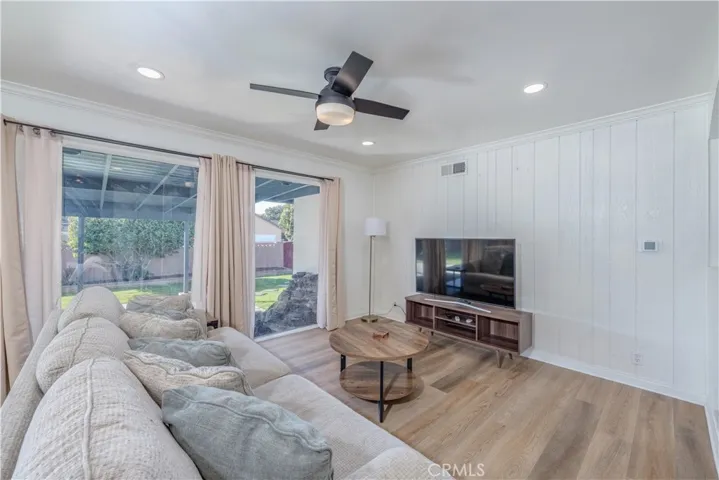 11131 Vinevale Street, Garden Grove, California 92841