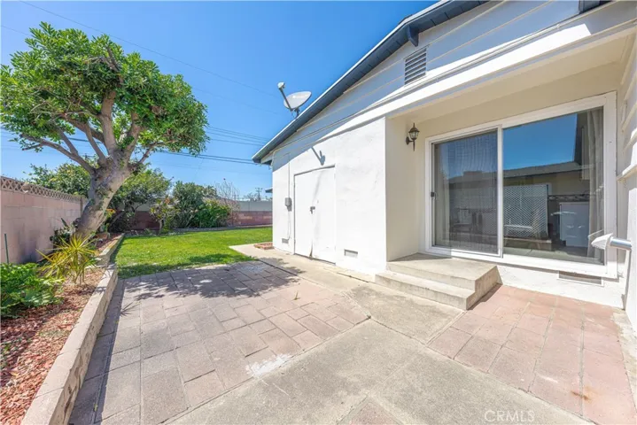11131 Vinevale Street, Garden Grove, California 92841