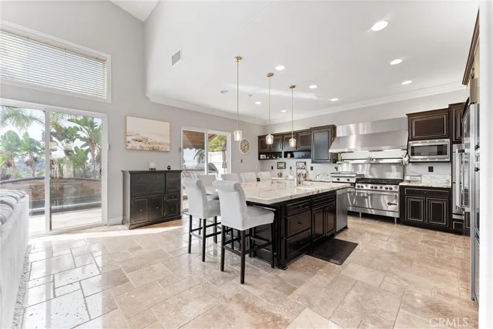 735 S Canyon Mist Lane, Anaheim Hills, California 92808
