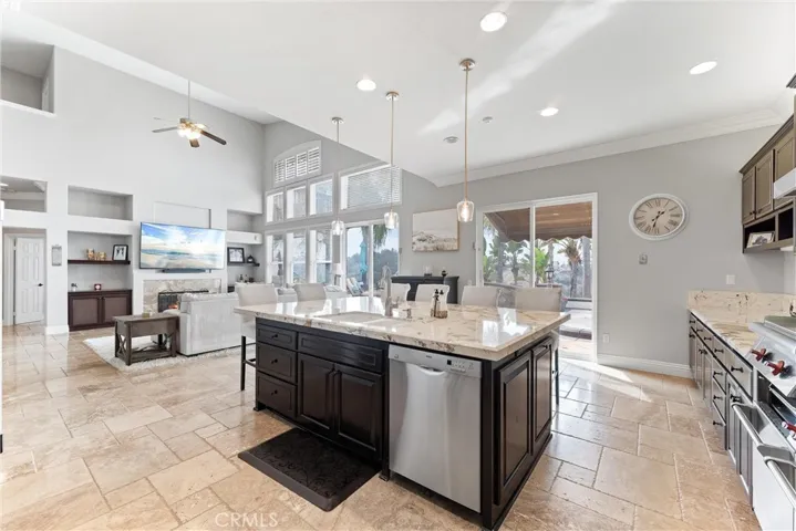 735 S Canyon Mist Lane, Anaheim Hills, California 92808