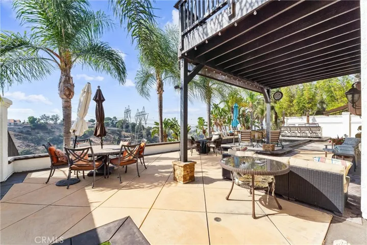 735 S Canyon Mist Lane, Anaheim Hills, California 92808