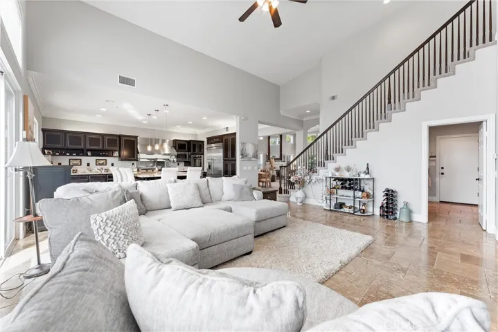 735 S Canyon Mist Lane, Anaheim Hills, California 92808