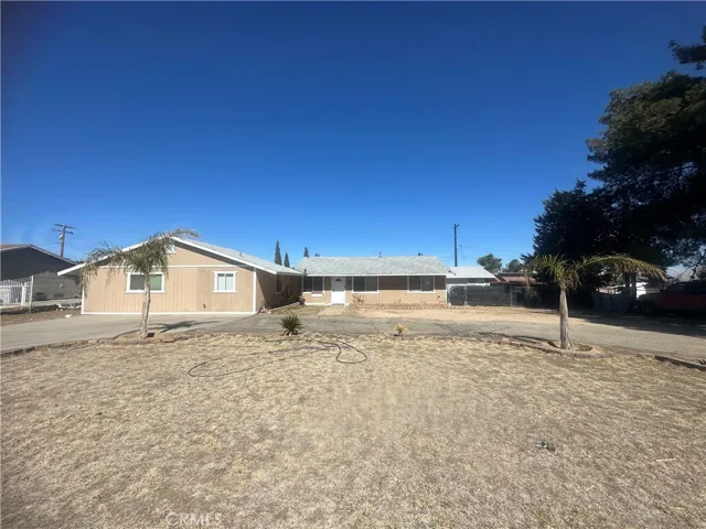 13970 Cajon Street, Hesperia, California 92345