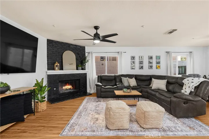Living/Family Room with Wood or Gas Fireplace