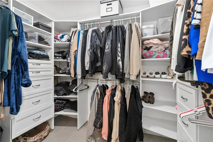 Walk In Closet