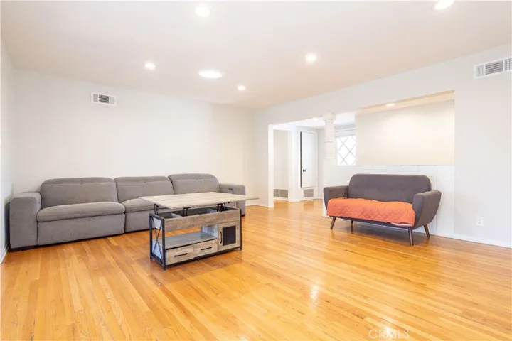 8534 Bothwell Road, Northridge, California 91324