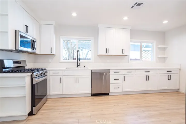 8534 Bothwell Road, Northridge, California 91324