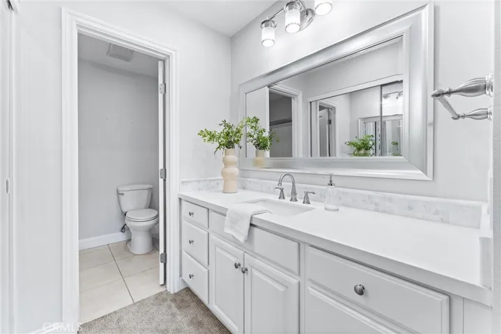 5560 E Vista Del Rio, Anaheim Hills, California 92807