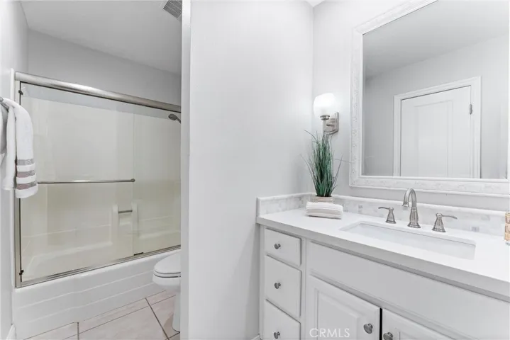 5560 E Vista Del Rio, Anaheim Hills, California 92807