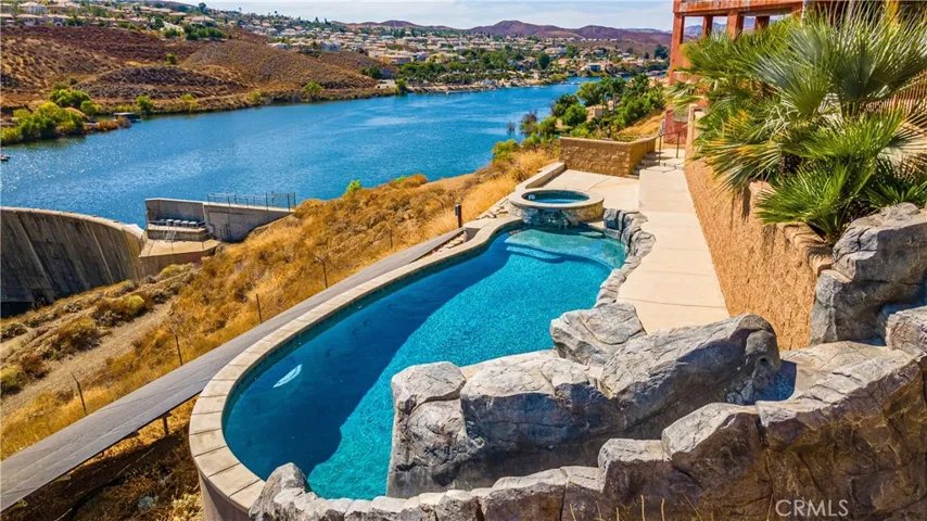 30633 Wood Duck, Canyon Lake, California 92587