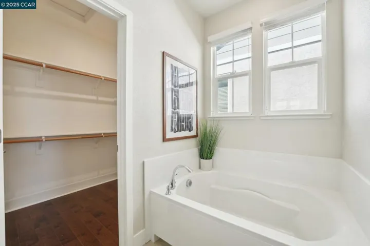 2958 Stringham Way, Dublin, California 94568