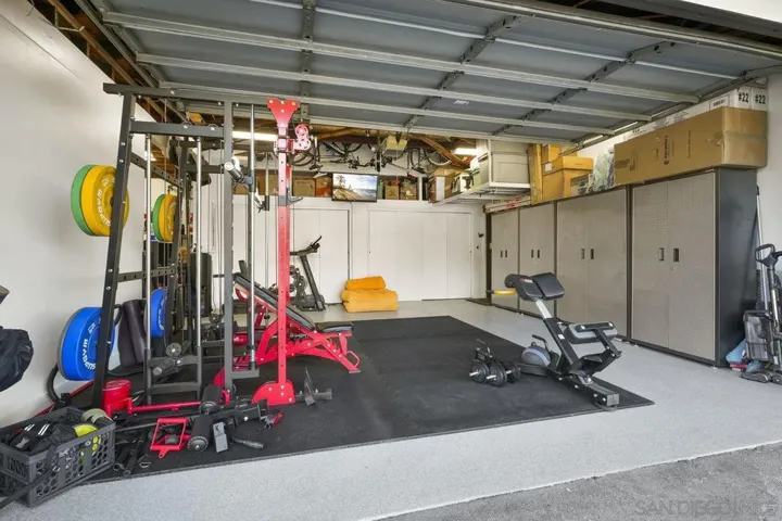701 E Fallbrook St, Fallbrook, California 92028