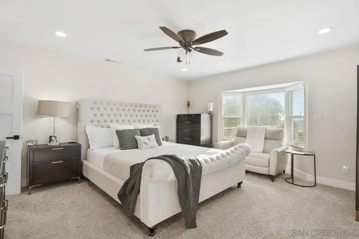 701 E Fallbrook St, Fallbrook, California 92028