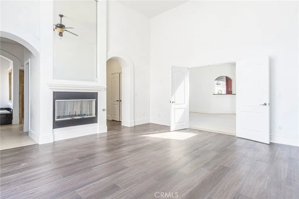 16233 Ridge View Drive, Apple Valley, California 92307 home-pic-29