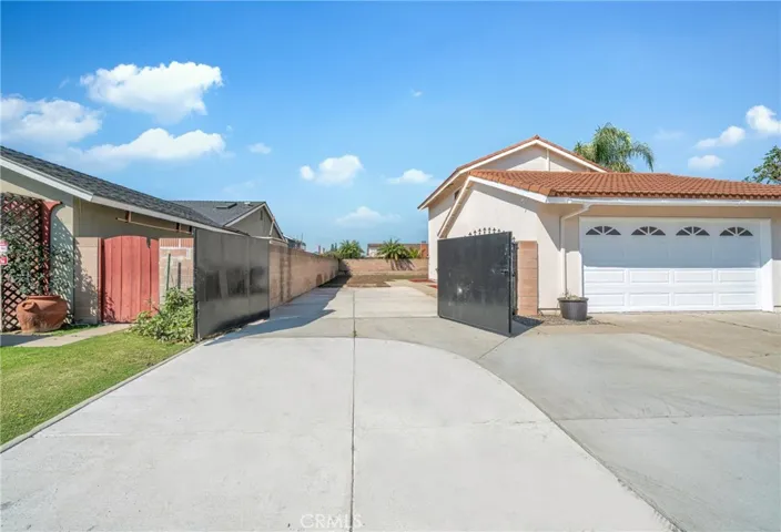 1125 Nottingham Way, Placentia, California 92870