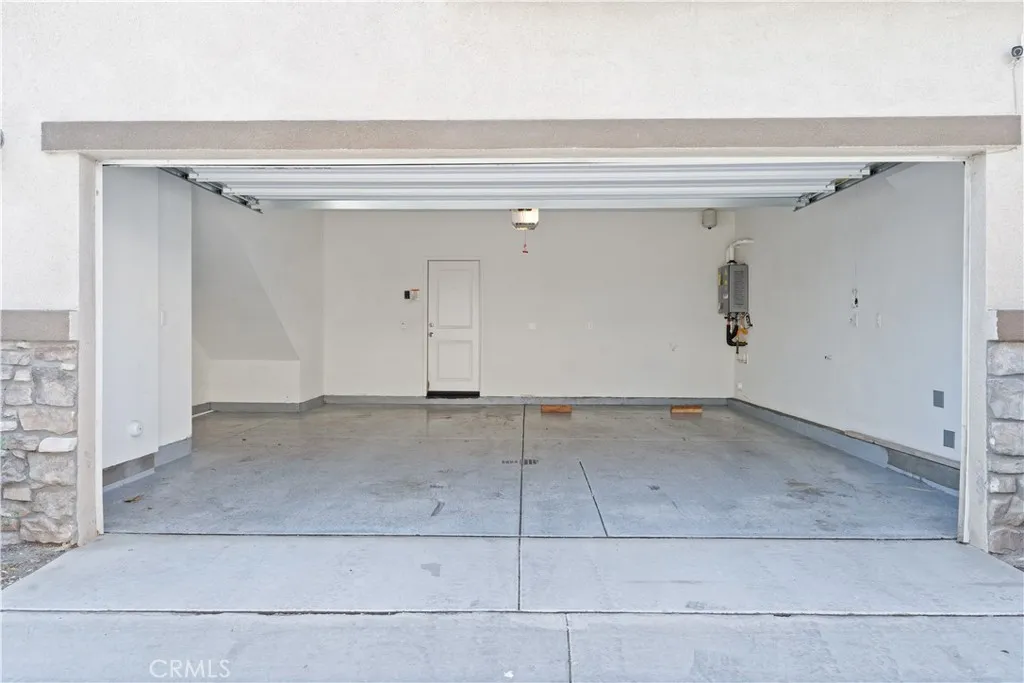 5310 Malibu Way, Chino, California 91710 home-pic-14