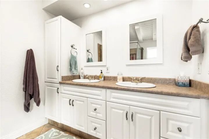1350 Nancy Ct., Yuba City, California 95993