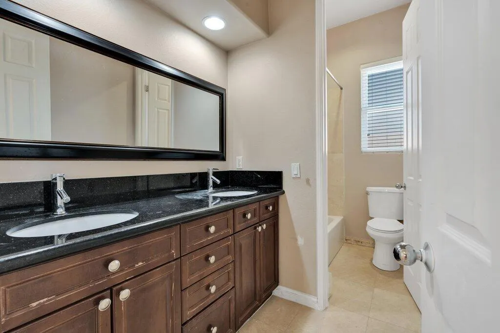 10611 Avalon Place, Desert Hot Springs, California 92240 home-pic-17