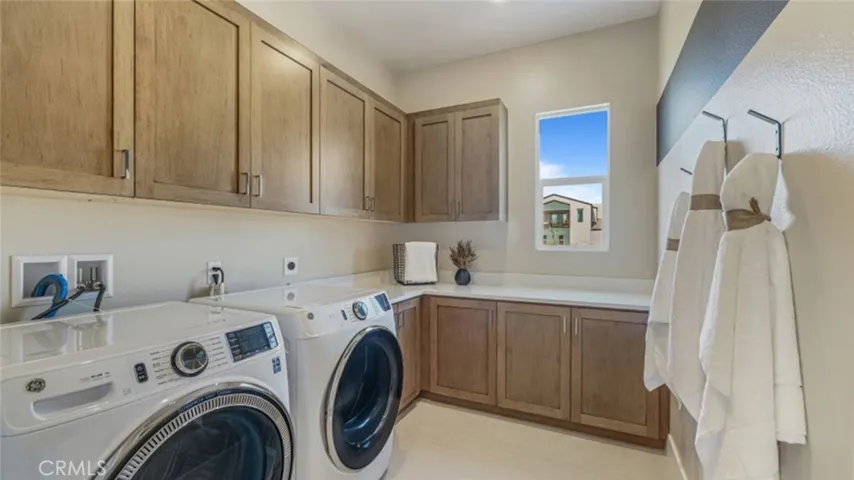 Photos shown are of model only- not actual homesite.