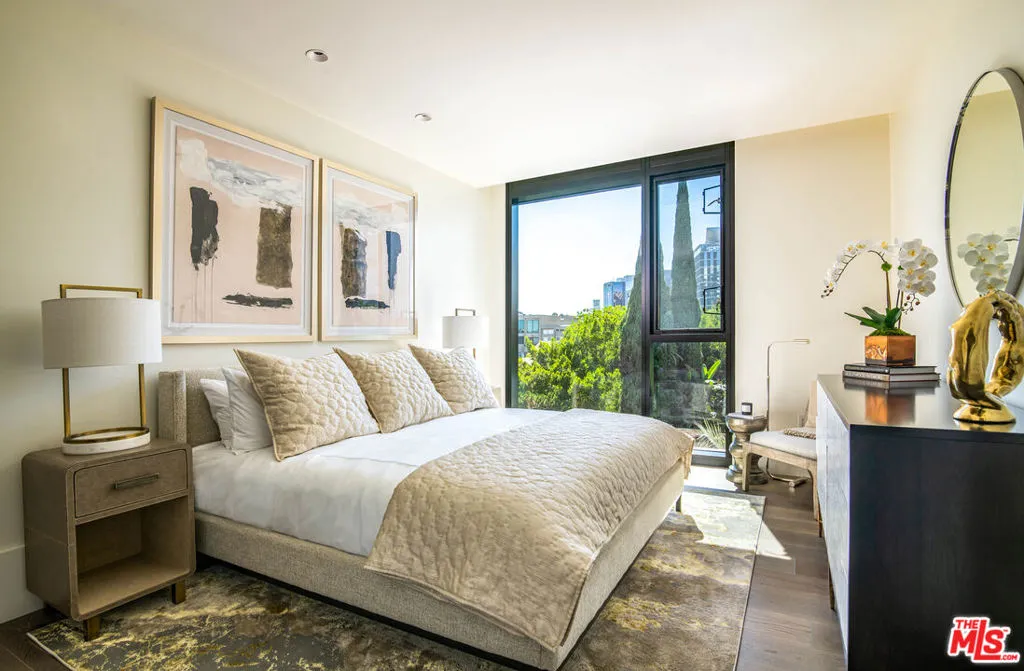 8420 W Sunset Boulevard 604, West Hollywood, California 90069 home-pic-6