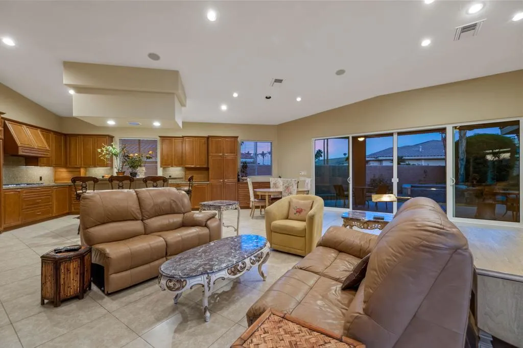 44476 Hazel Canyon Lane, Palm Desert, California 92260 home-pic-16