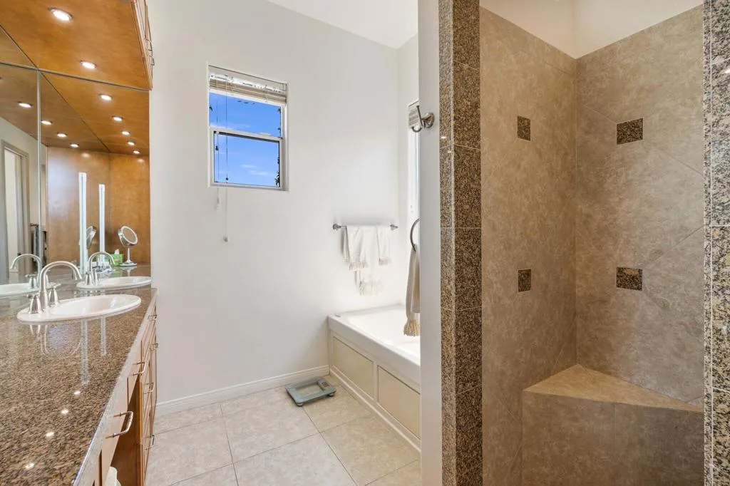 44476 Hazel Canyon Lane, Palm Desert, California 92260 home-pic-23