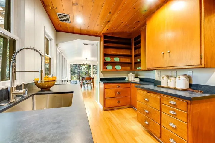 10135 Love Creek Road, Ben Lomond, California 95005