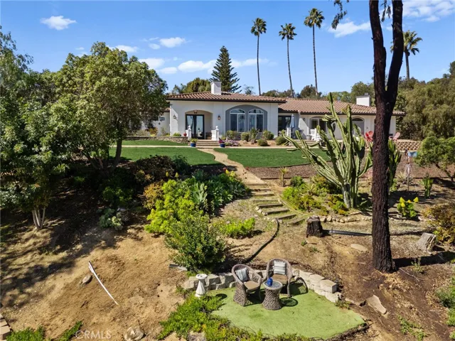 197 Morro Hills Road, Fallbrook, California 92028