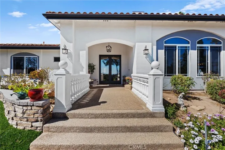 197 Morro Hills Road, Fallbrook, California 92028