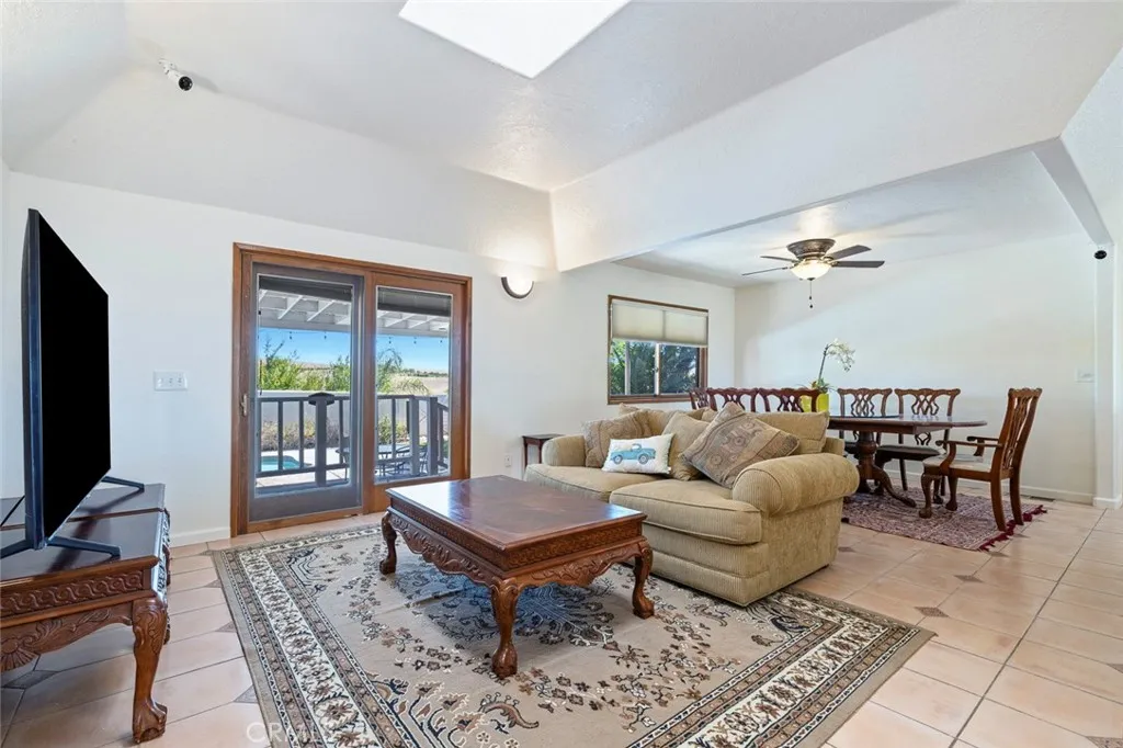 36298 Highway 33, Coalinga, California 93210 home-pic-16