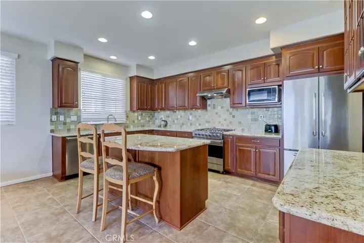 40994 Bankhall Street, Lake Elsinore, California 92532