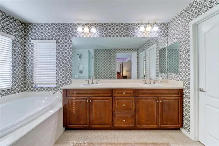 40994 Bankhall Street, Lake Elsinore, California 92532