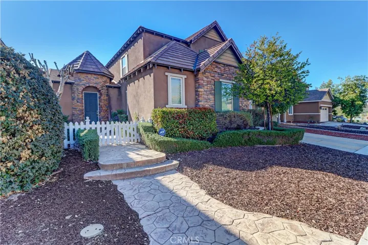 40994 Bankhall Street, Lake Elsinore, California 92532