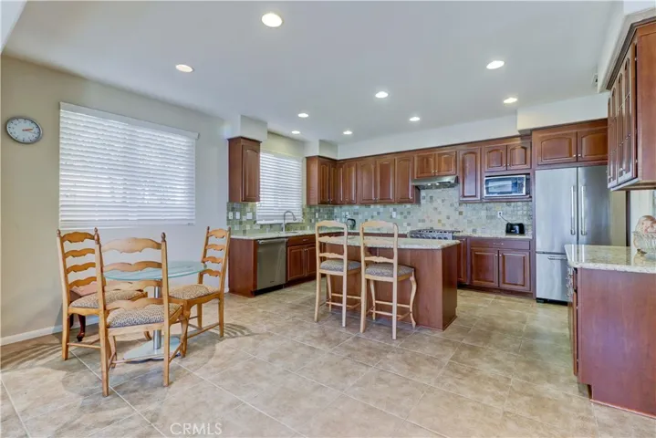 40994 Bankhall Street, Lake Elsinore, California 92532