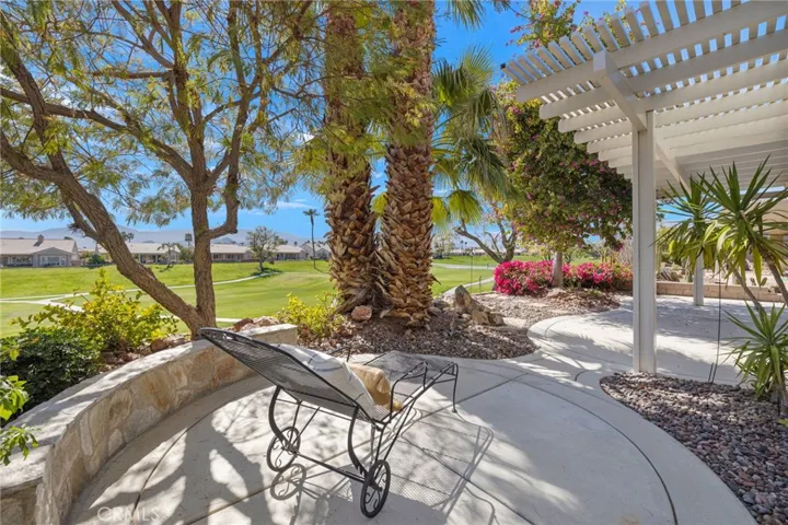 Large expansive back patio.