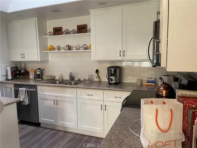 13811 Thunderbird M1 57g, Seal Beach, California 90740