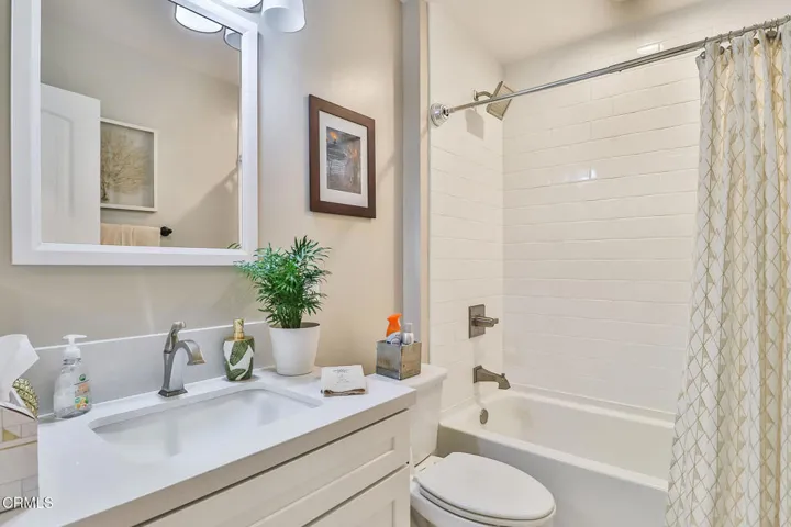 fGuest Bath1