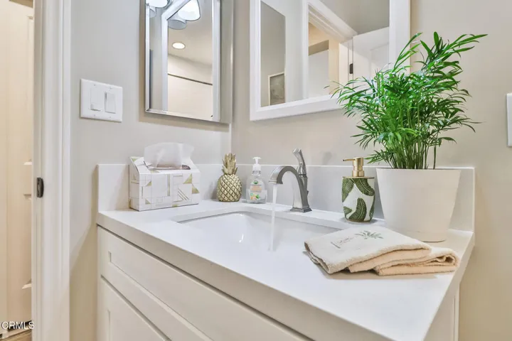 fGuest Bath2