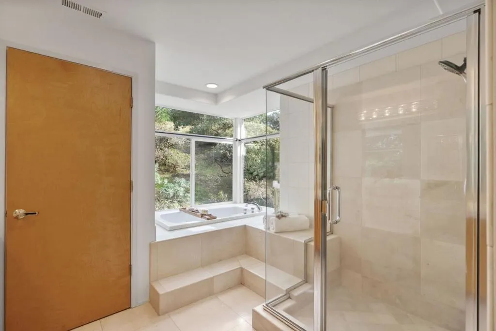 1925 Caterina Way, Royal Oaks, California 95076 home-pic-22