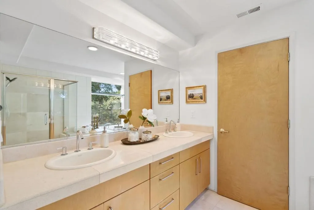 1925 Caterina Way, Royal Oaks, California 95076 home-pic-23